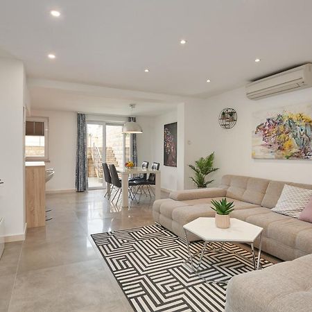 Apartments Lucia ツァヴタット エクステリア 写真