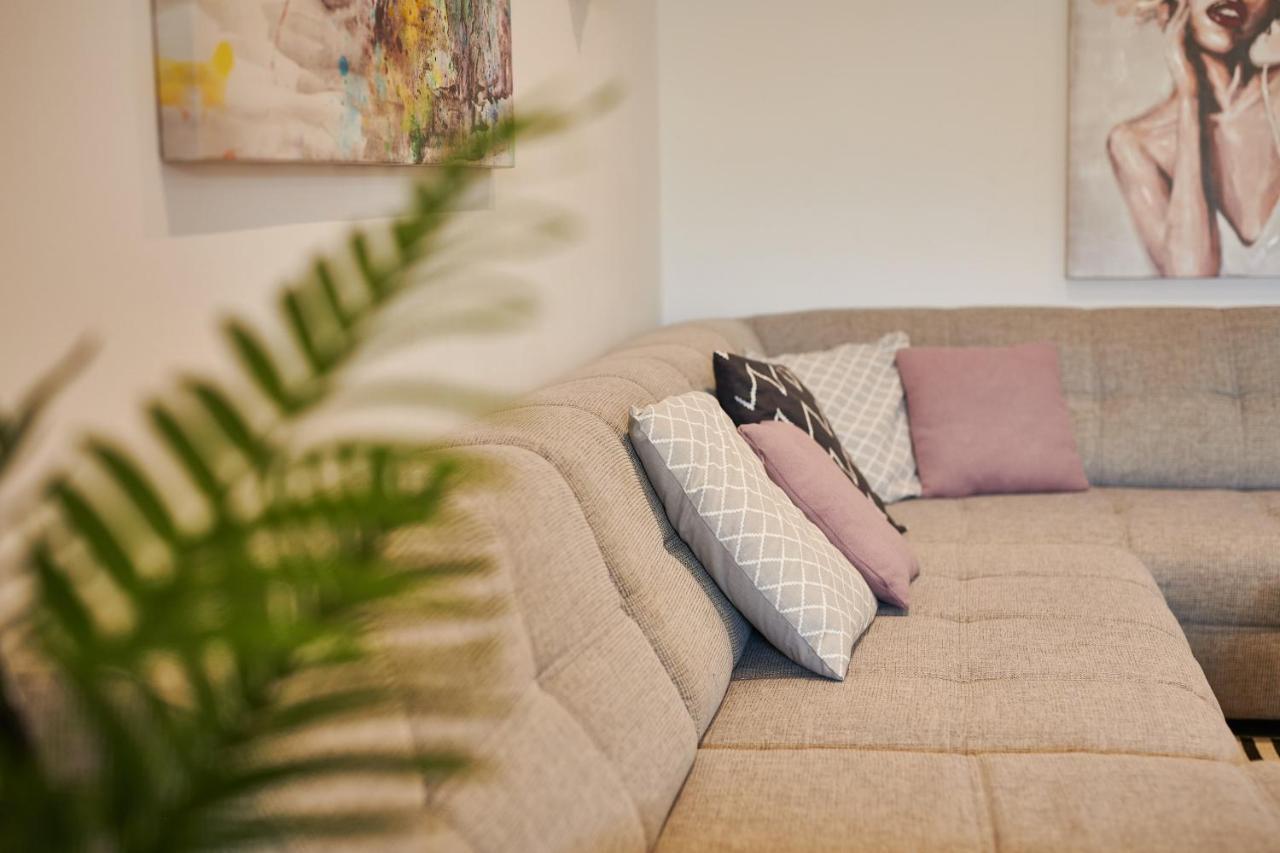 Apartments Lucia ツァヴタット エクステリア 写真